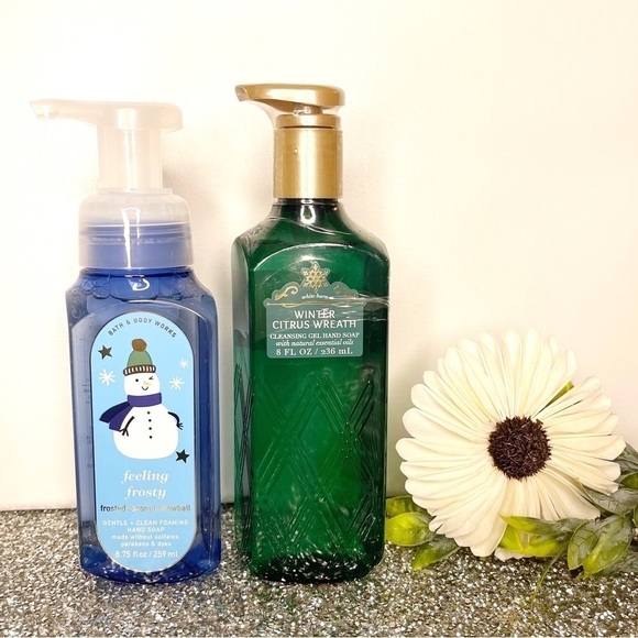 Bath and Body Works Hand Soap Holiday Winter Citrus Wreath Coconut Snowball Nwt - Picture 2 of 4